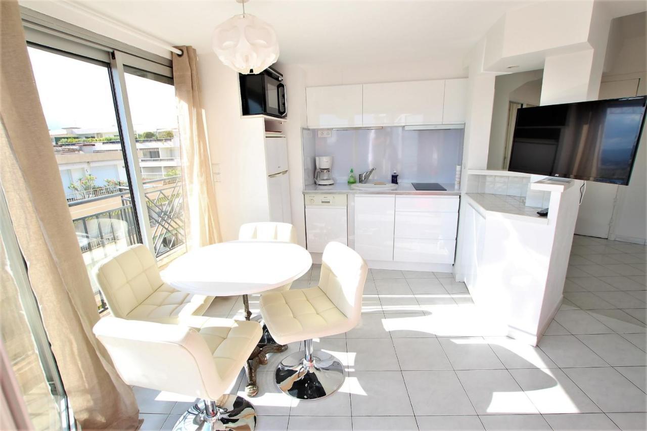 Nice Apartment Last Floor With Terrace And Clear View On The Sea Κάννες Εξωτερικό φωτογραφία